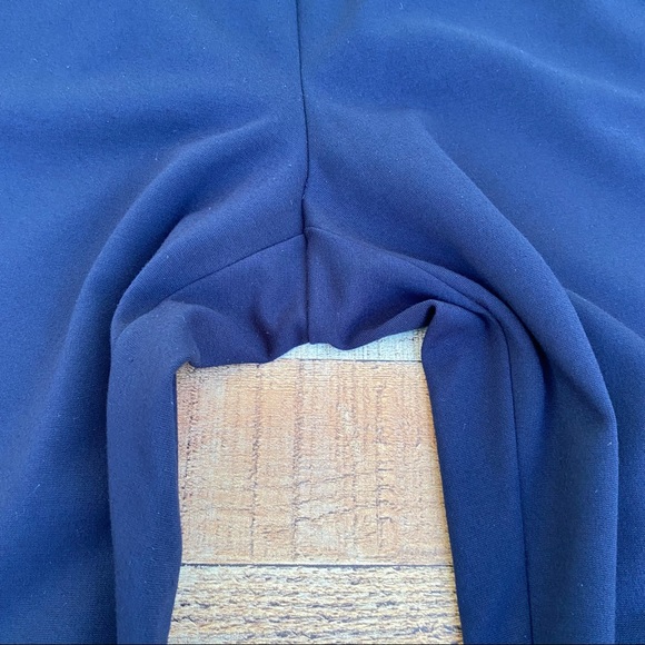 St. John Caviar Cropped Ponte Leggings M - Picture 6 of 11